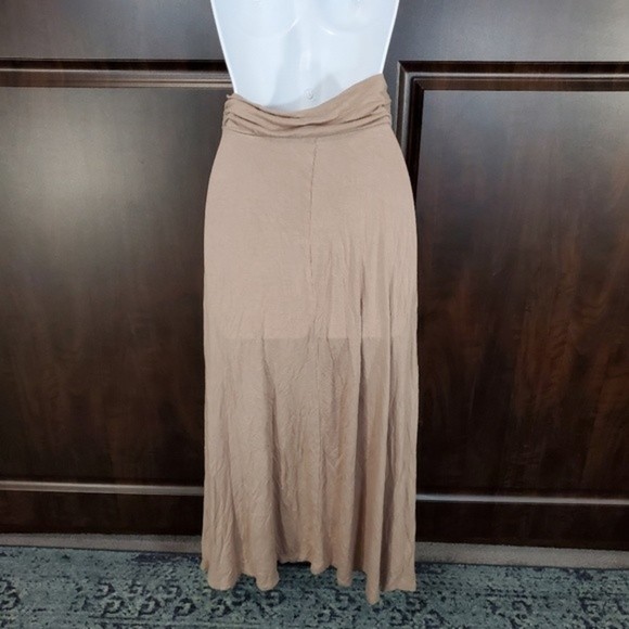 VITTA Luna Maxi Skirt - Picture 4 of 7